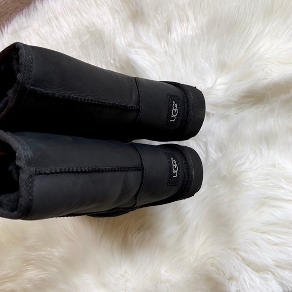 UGG Classic Short Black Leather Boots - Picture 5 of 8